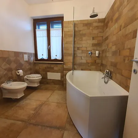 Bed & Breakfast Malvasio Pool&jacuzzi