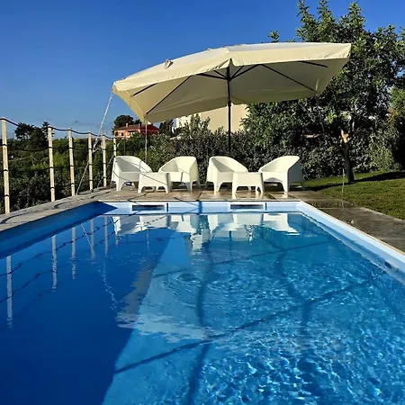 Malvasio Pool And Jacuzzi