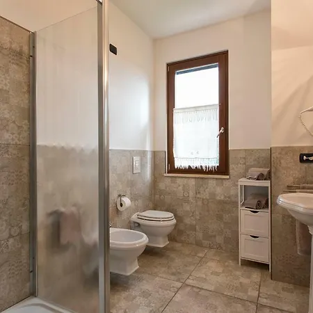 Malvasio Pool And Jacuzzi Sassari