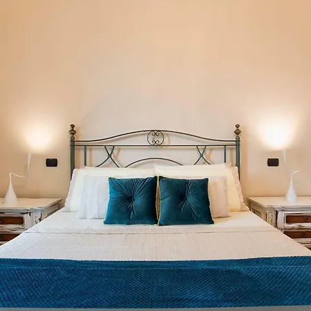 Villa Malvasio - Piscina & Suite Idromassaggio 사사리