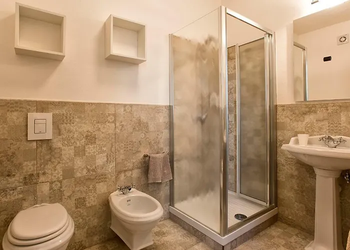 Malvasio - Piscina & Idromassaggio ベッド・アンド・ブレックファスト