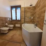 לינה וארוחת בוקר Malvasio - Piscina & Idromassaggio