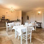 Malvasio - Piscina & Idromassaggio 3*