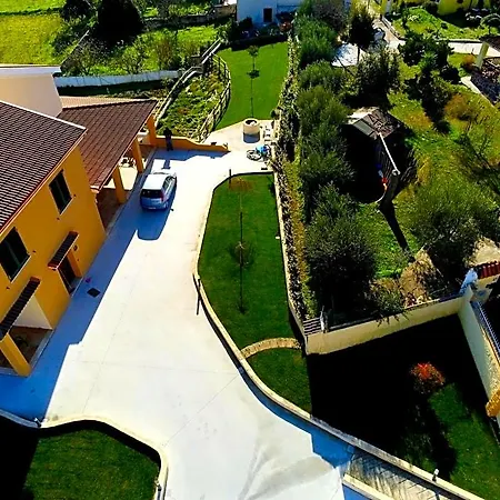 Malvasio - Piscina & Idromassaggio Couette-café 3*