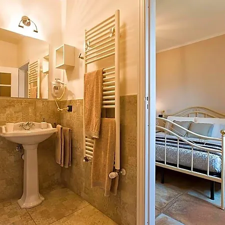 Malvasio - Piscina & Idromassaggio 3* Sassari
