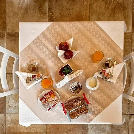 Malvasio - Piscina & Idromassaggio Couette-café 3*