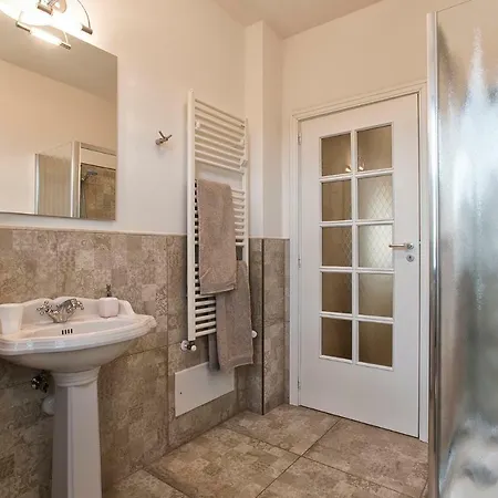 Bed & Breakfast Villa Malvasio refined b&b